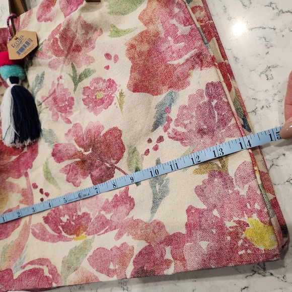 FLORAL FLIRTY POM POM CANVAS TOTE BAG WATERCOLOR ECCOLO NWT cream & pink - Picture 8 of 12